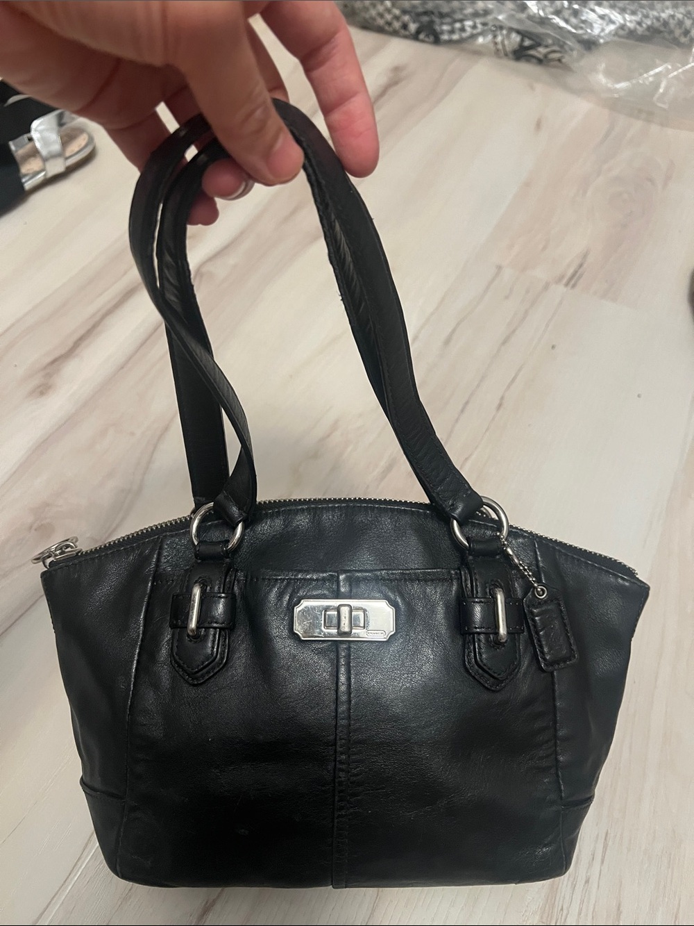 Coach Vintage Classic Black Leather Shoulder Bag